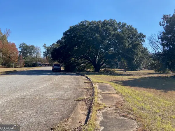 801 Chamlee Drive, Fort Valley, GA 31030