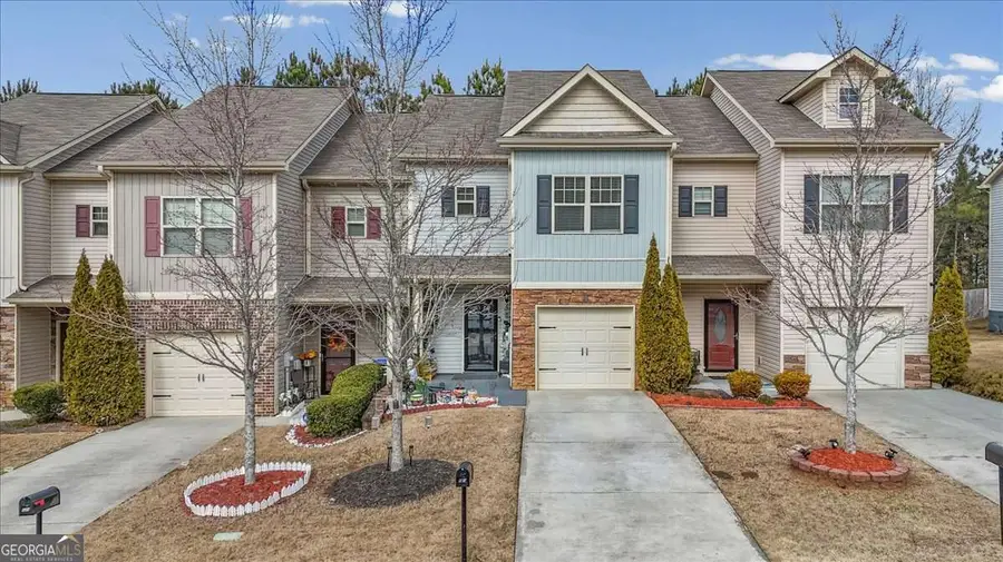 561 Oakside Pl, Acworth, GA 30102 - #2