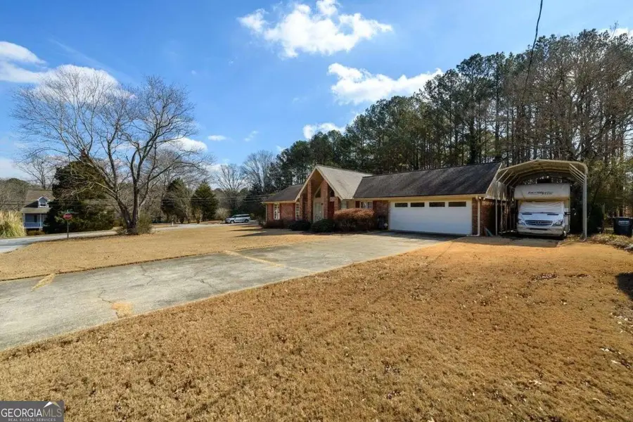 4304 Riverside Drive Sw, Lilburn, GA 30047 - #3