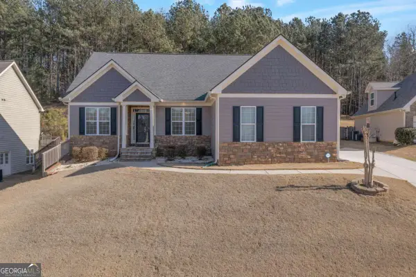 6365 Aarons Way, Flowery Branch, GA 30542