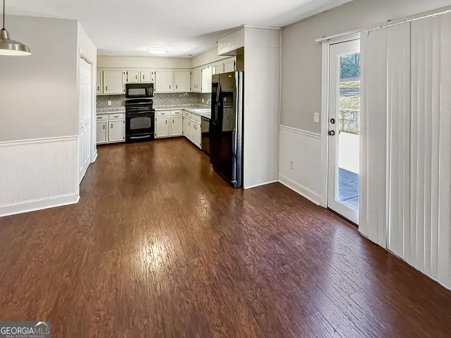 145 Vfw Drive, Watkinsville, GA 30677 - #2