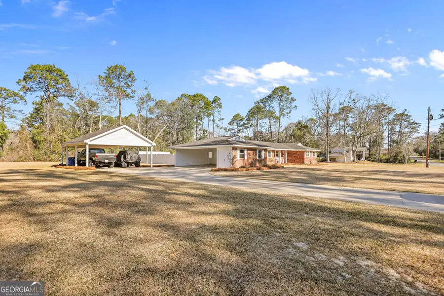 548 S 5th Street, Jesup, GA 31545 - #2
