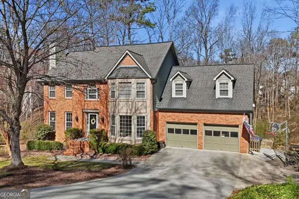 11805 Highland Colony Drive, Roswell, GA 30075