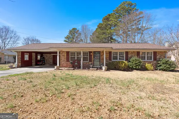145 New Hope Circle, Fayetteville, GA 30214