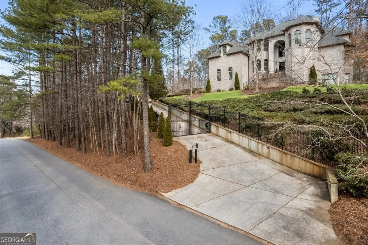 1859 Mountain Shadow, Smoke Rise, GA 30087 - #1