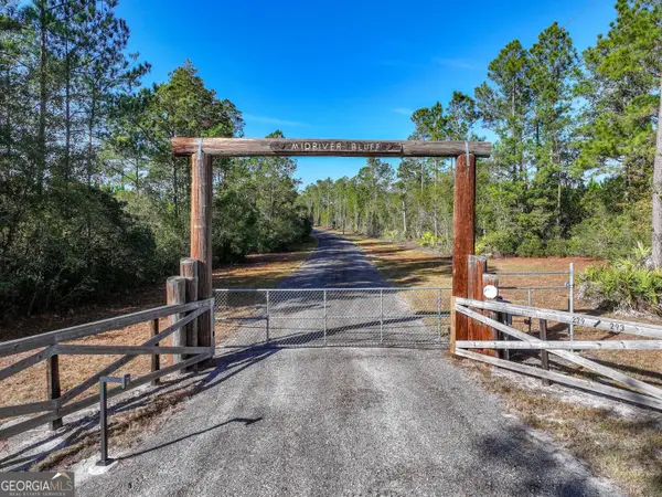 279 Mid River Road, White Oak, GA 31568