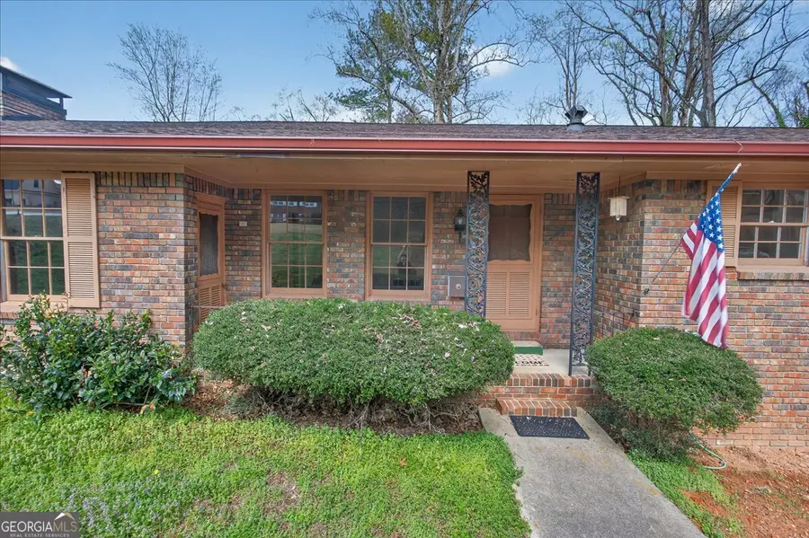 2569 Skylane Drive, Marietta, GA 30062 - #2