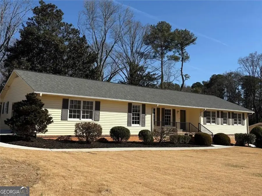 301 E Valley Drive, Marietta, GA 30068 - #2