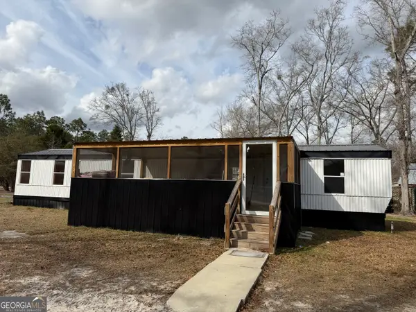 210 Chickadee Circle, Jesup, GA 31545