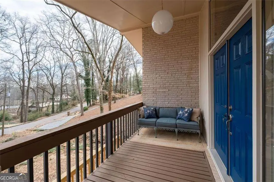 642 Kenilworth Circle, Stone Mountain, GA 30083 - #3