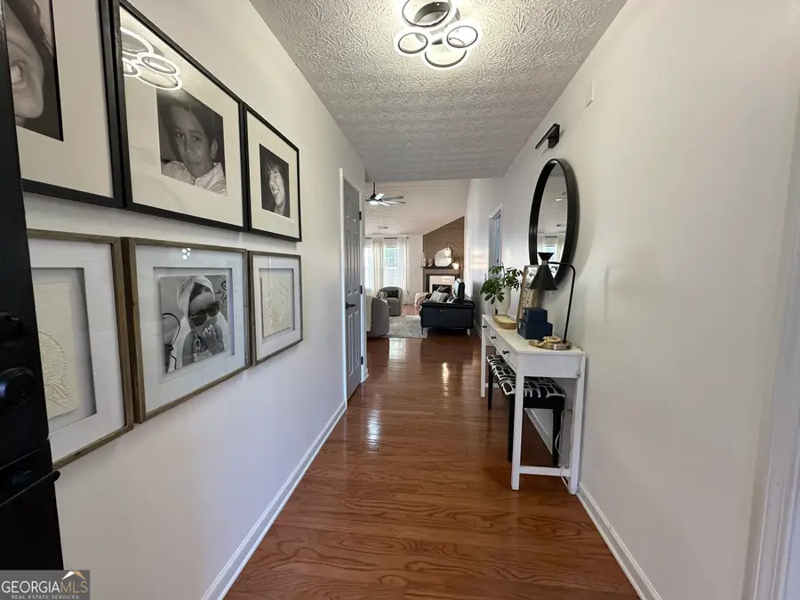 954 Village View Circle, Loganville, GA 30052 - #3