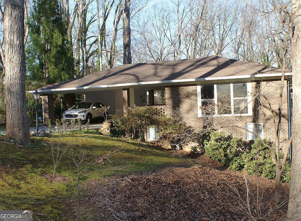 1146 Lakeshore Drive, Gainesville, GA 30501 - #1