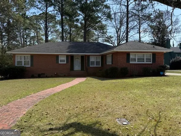 1221 Ridge Avenue N, Tifton, GA 31794