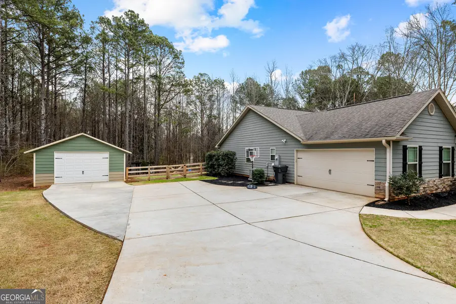 36 E Gordon Road, Newnan, GA 30263 - #2