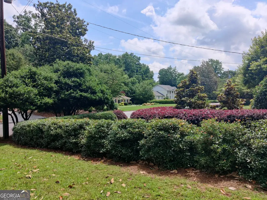 7640 Ryefield Drive, Sandy Springs, GA 30350 - #3