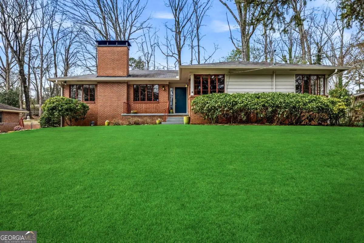 430 W Parkwood Road, Decatur, GA 30030 - #1