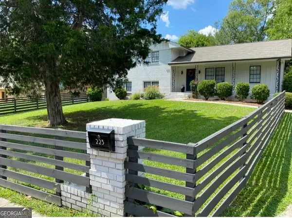 223 NE Fowler Circle Ne, Marietta, GA 30060