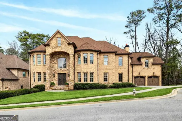 2015 Shaudi Lane, Atlanta, GA 30345