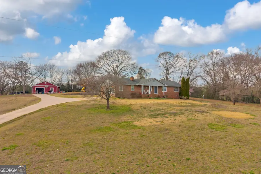 2299 Memorial Road, Bowersville, GA 30516 - #2