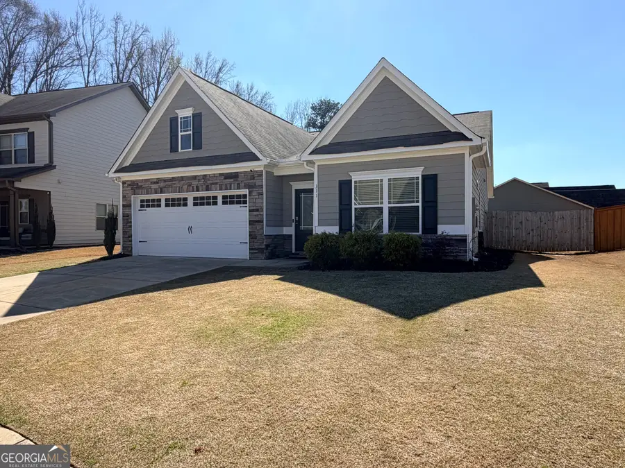 311 Eagles Bluff Way, Hoschton, GA 30548 - #2