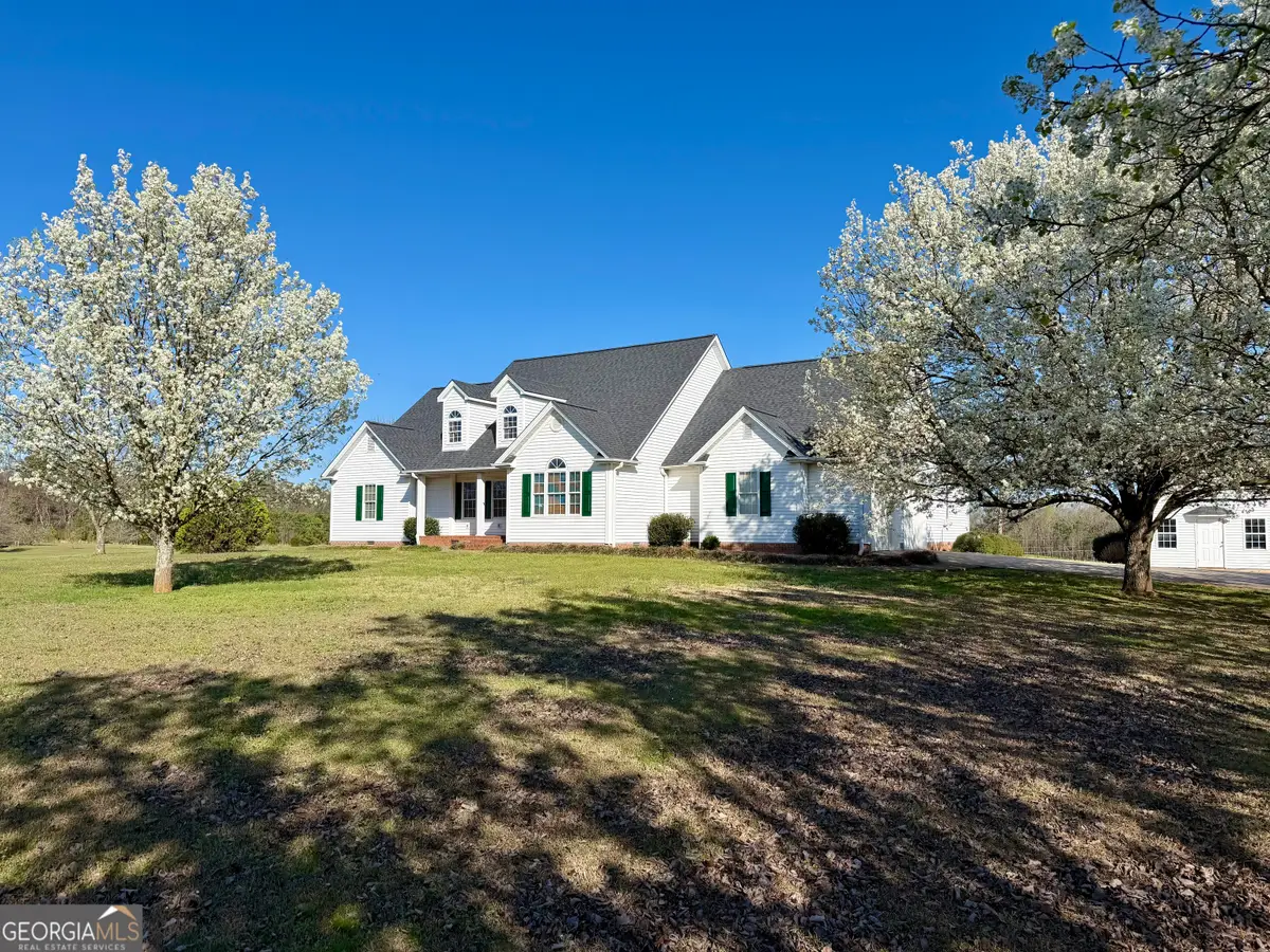 494 S Broad Street, Bowman, GA 30624 - #1