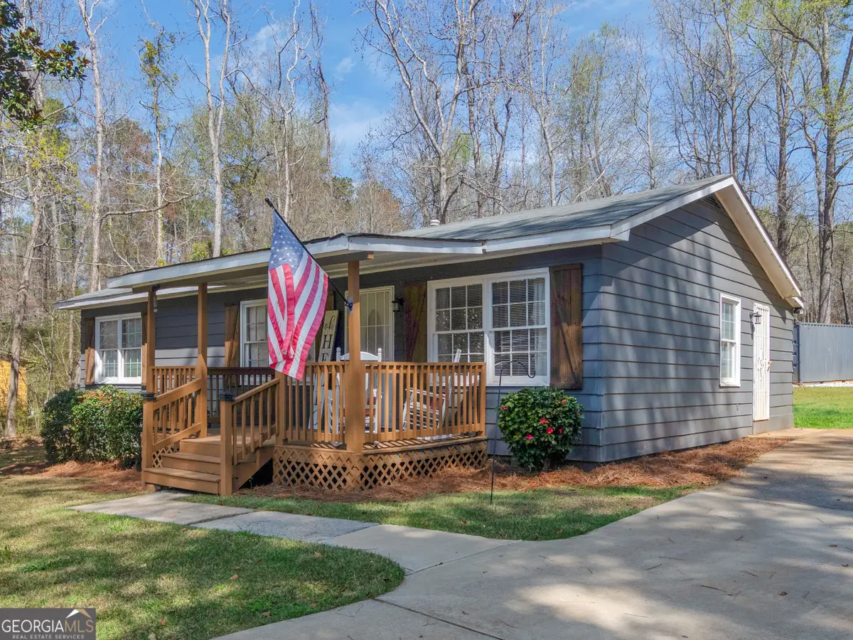 300 Fambro Circle, Griffin, GA 30224 - #1