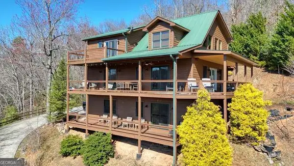 230 Smokin Ridge, Hayesville, NC 28904