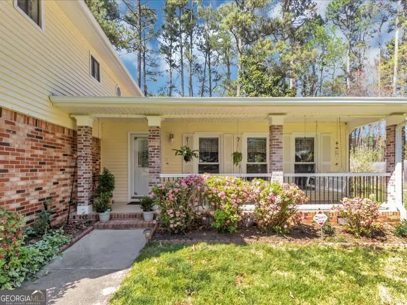 5221 La Paloma Drive Sw, Lilburn, GA 30047 - #1