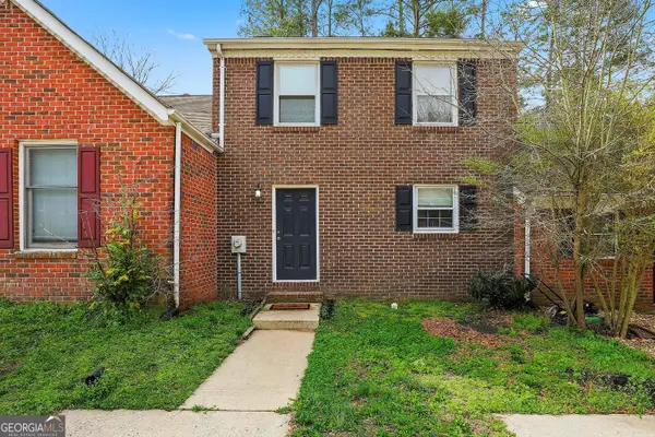 155 Williamsburg Way, Fayetteville, GA 30214