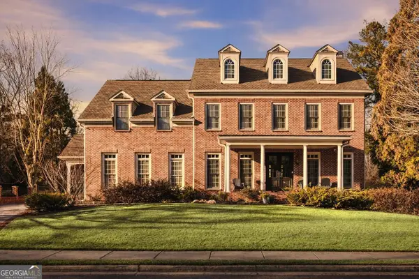 390 Ivy Knoll Ne, Atlanta, GA 30342