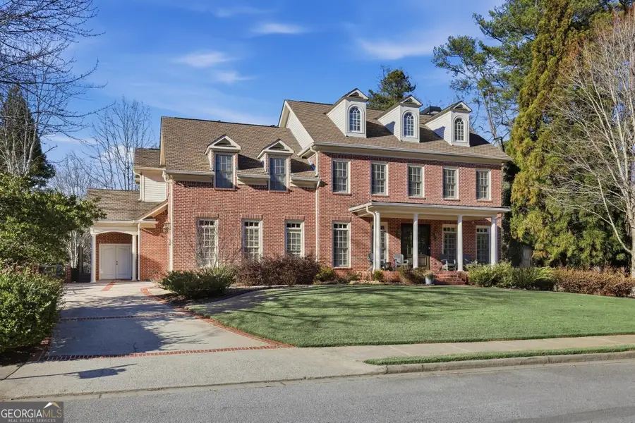 390 Ivy Knoll Ne, Atlanta, GA 30342 - #2