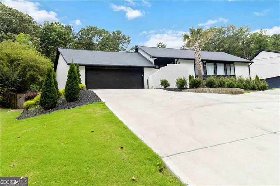 7025 Northgreen Drive, Sandy Springs, GA 30328 - #2