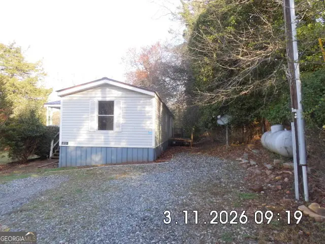 877 Paradise Park Rd, Cornelia, GA 30531 - #2