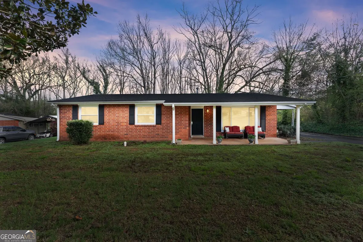 114 Duke Street, Jefferson, GA 30549 - #1