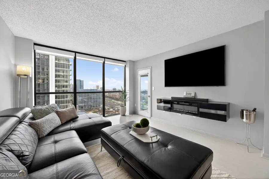 1280 W Peachtree Street Nw #APT 2708, Atlanta, GA 30309 - #3