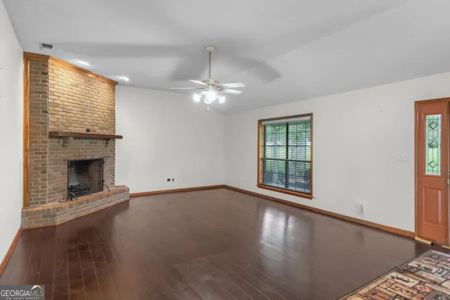 4909 Perry Road, Claxton, GA 30417 - #2