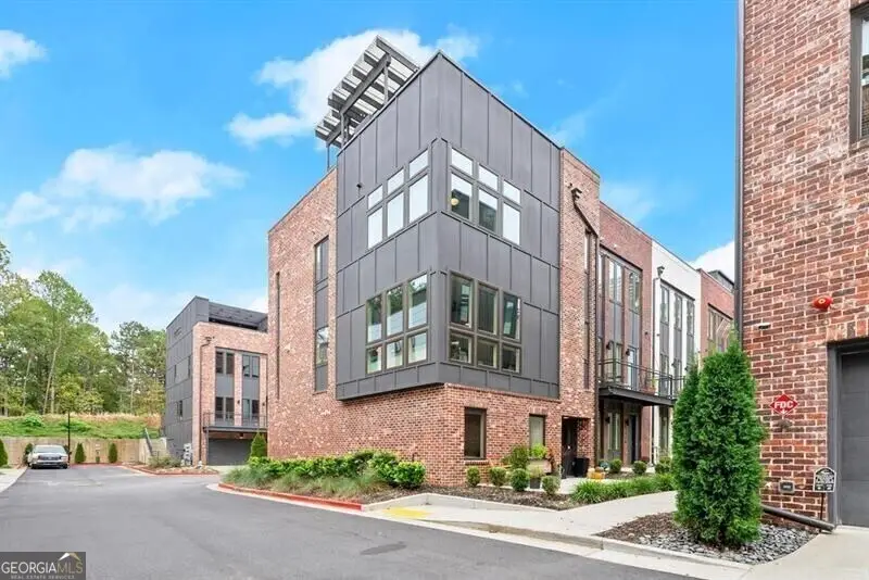 1256 Chelsea Circle Nw, Atlanta, GA 30318 - #1