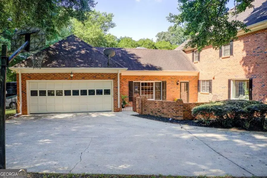 854 Newcastle Drive Sw, Lilburn, GA 30047 - #3