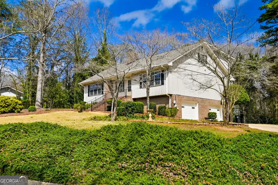 1297 Lakeshore Circle, Gainesville, GA 30501 - #2