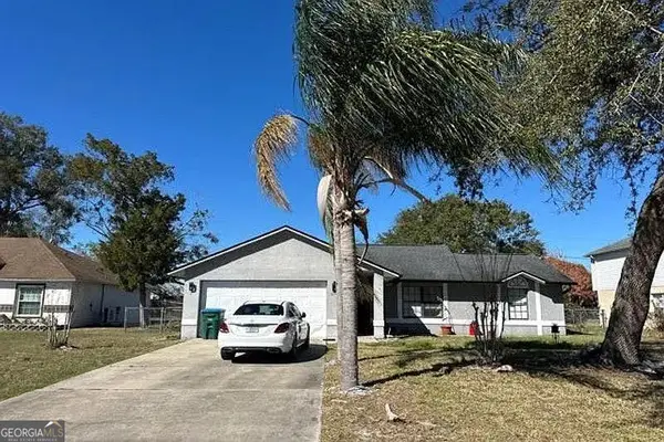 1050 Falcon Street, Deltona, FL 32725