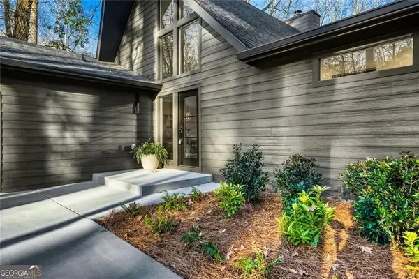 95 Lake Top Court, Roswell, GA 30076