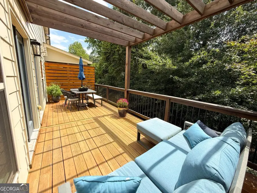 2154 W Village Lane, Smyrna, GA 30080 - #2