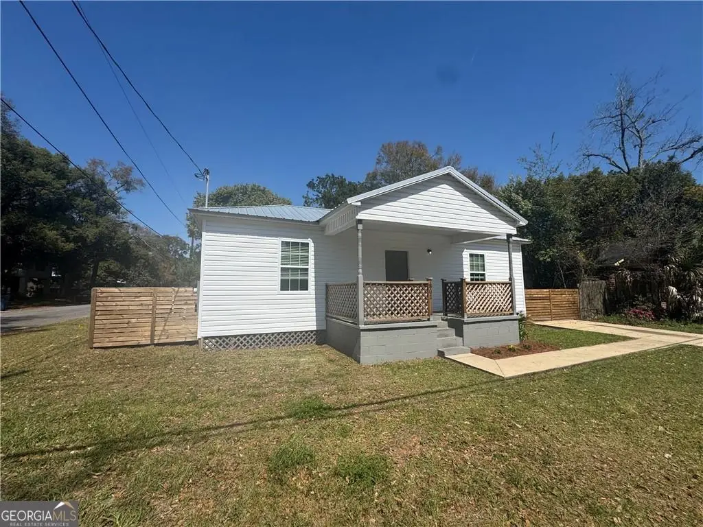 801 R Street, Brunswick, GA 31520 - #1