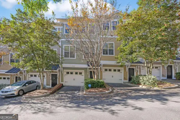 1960 Sterling Oaks Circle Ne, Atlanta, GA 30319