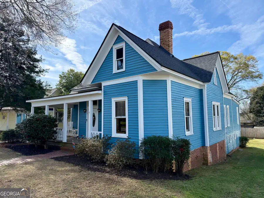 222 Church St, Elberton, GA 30635 - #2