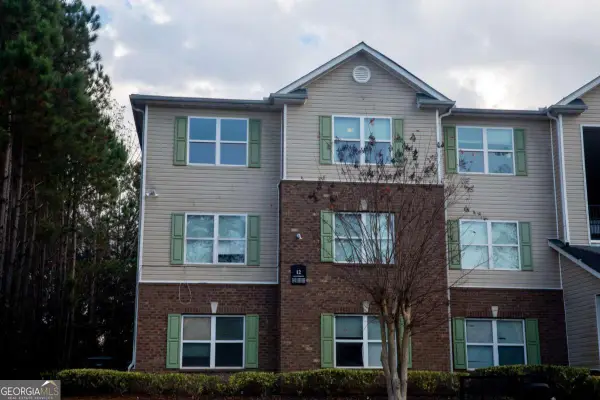 12301 Fairington Ridge Circle, Lithonia, GA 30038