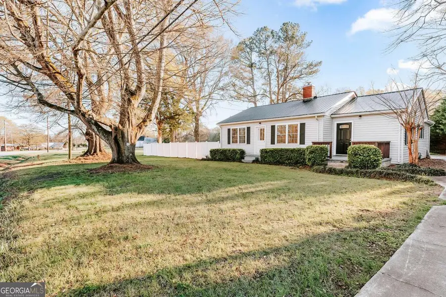 549 Gholston Street, Comer, GA 30629 - #2