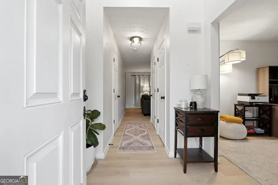 3763 SW Jonathan Glen Way Sw, Snellville, GA 30039 - #2