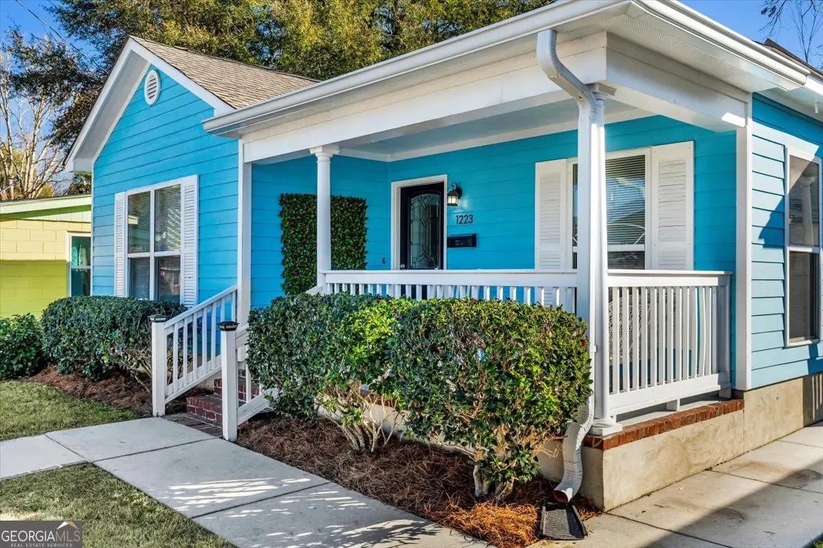 1223 E Waldburg Street, Savannah, GA 31404 - #1