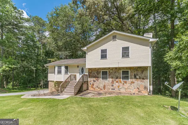 2645 Holly Berry Trail, Snellville, GA 30039